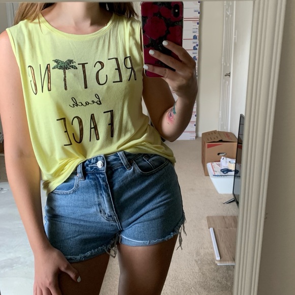 Eyeshadow Resting Beach Face Graphic Shirt - Picture 2 of 6